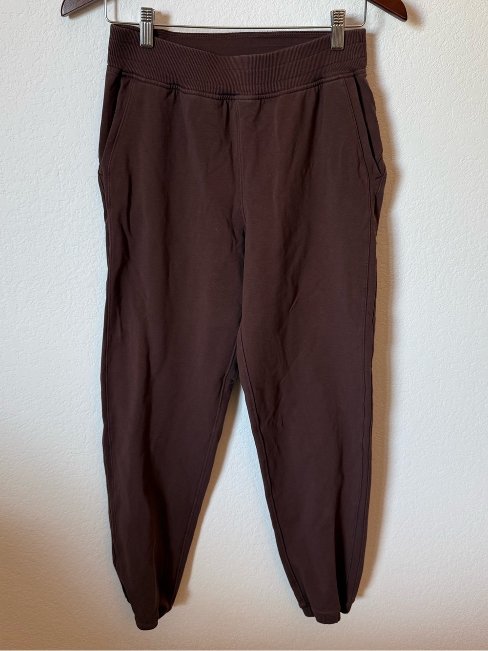 Women's Lululemon Relaxed High Rise Jogger in rust